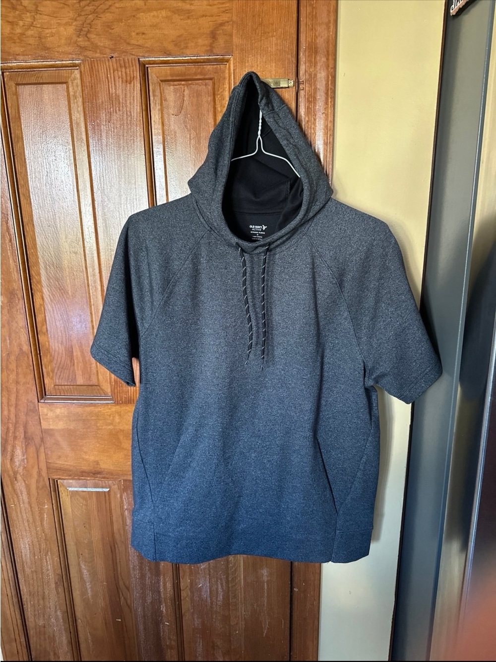 Old Navy Men's Short-Sleeve Hoodie - Dark Charcoal Gray
